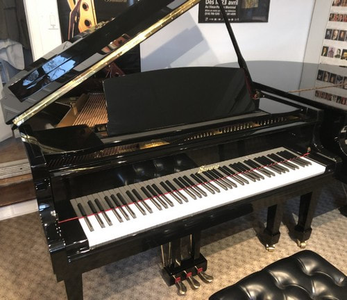 Piano à queue neuf Savaria C152 noir poli 5 pieds